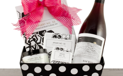 Red Wine & Apiary Spa Gift Basket